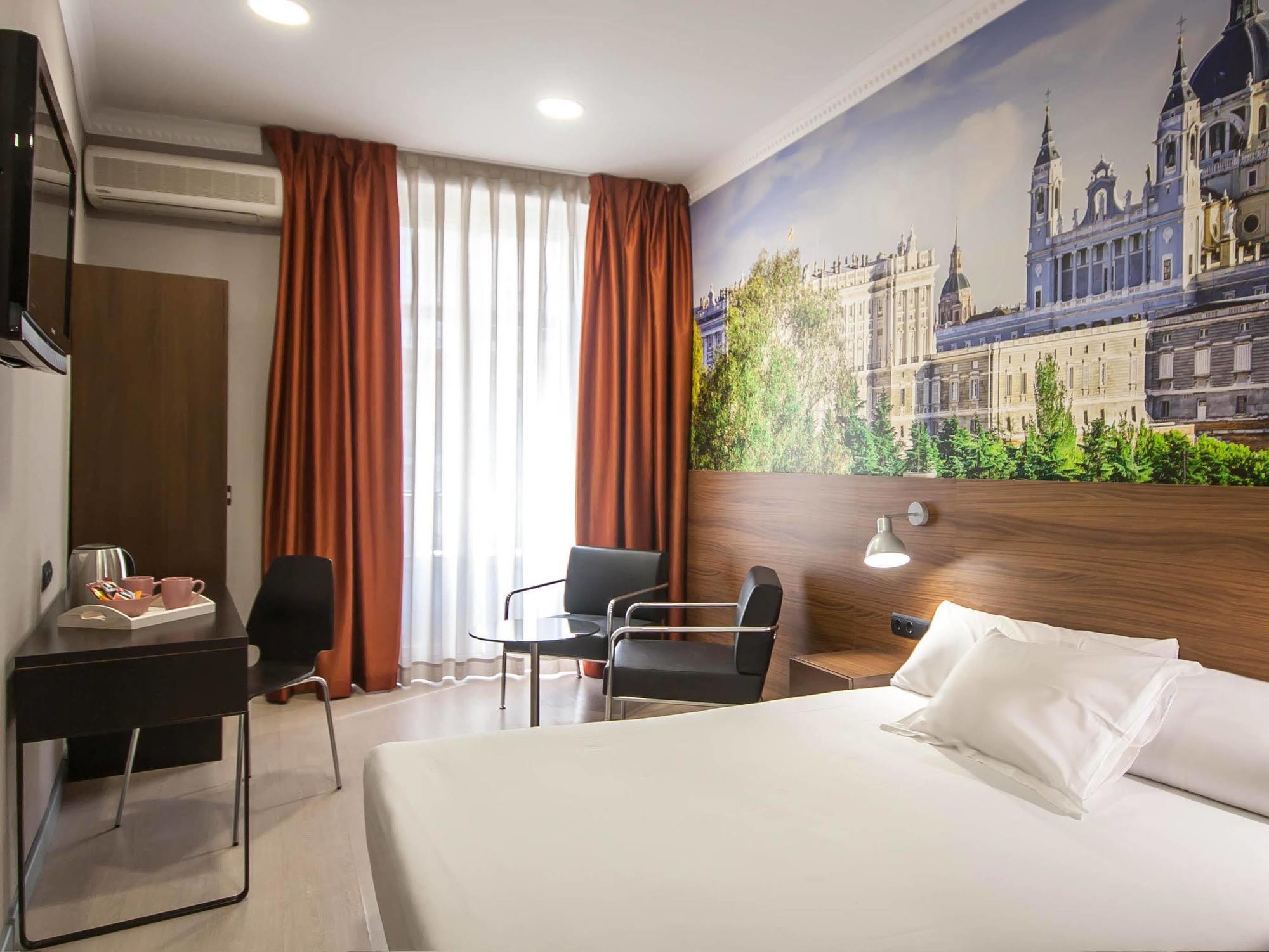 Bypillow The Citadel Madrid Eksteriør billede