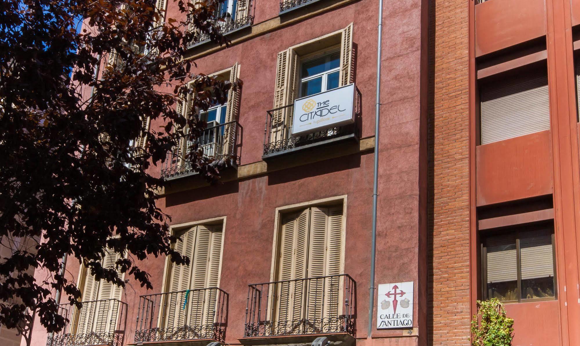 Bypillow The Citadel Madrid Eksteriør billede